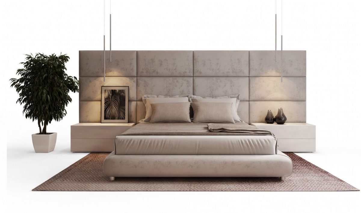 Cama com cabeceira panelada